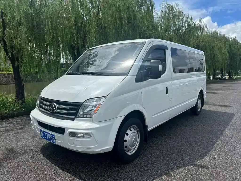 Xintu V80 2023 model 2.0T manual classic Aoyuntong long axis ultra-low roof 6/7/8/9 seats купить на сайте DeffCars