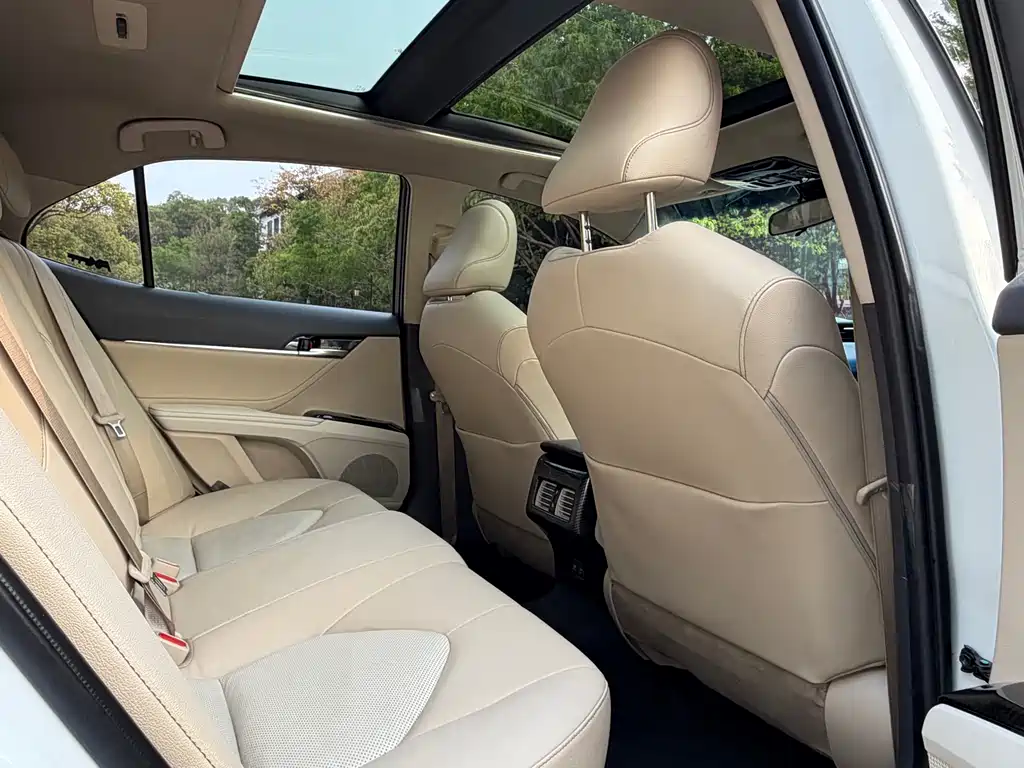 Camry 2019 2.5G Deluxe Edition National V купить на сайте DeffCars