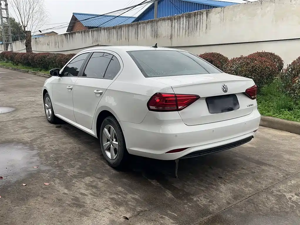 Lavida 2019 Lavida Qihang 1.5L Manual Fashion Edition National VI купить на сайте DeffCars