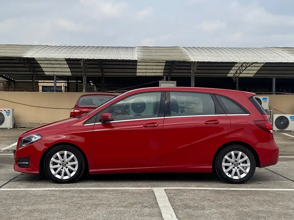 Mercedes-Benz B-Class 2017 B 180 купить на сайте DeffCars