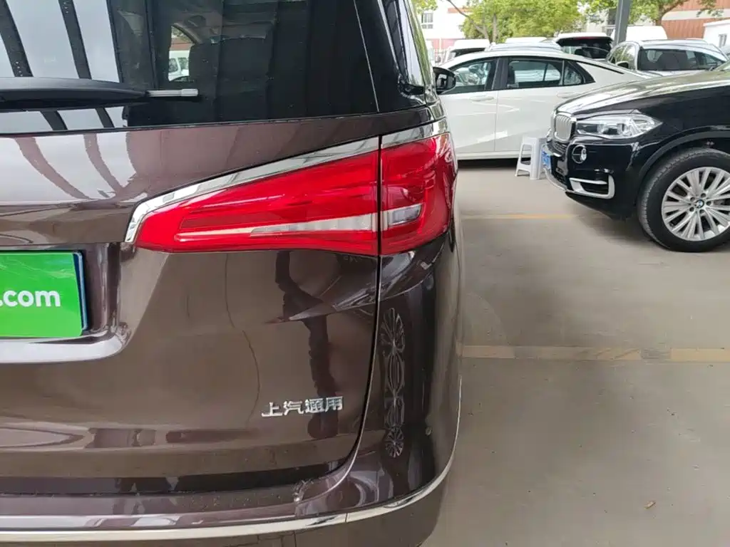 Buick GL8 2018 ES 28T flagship model National VI купить на сайте DeffCars