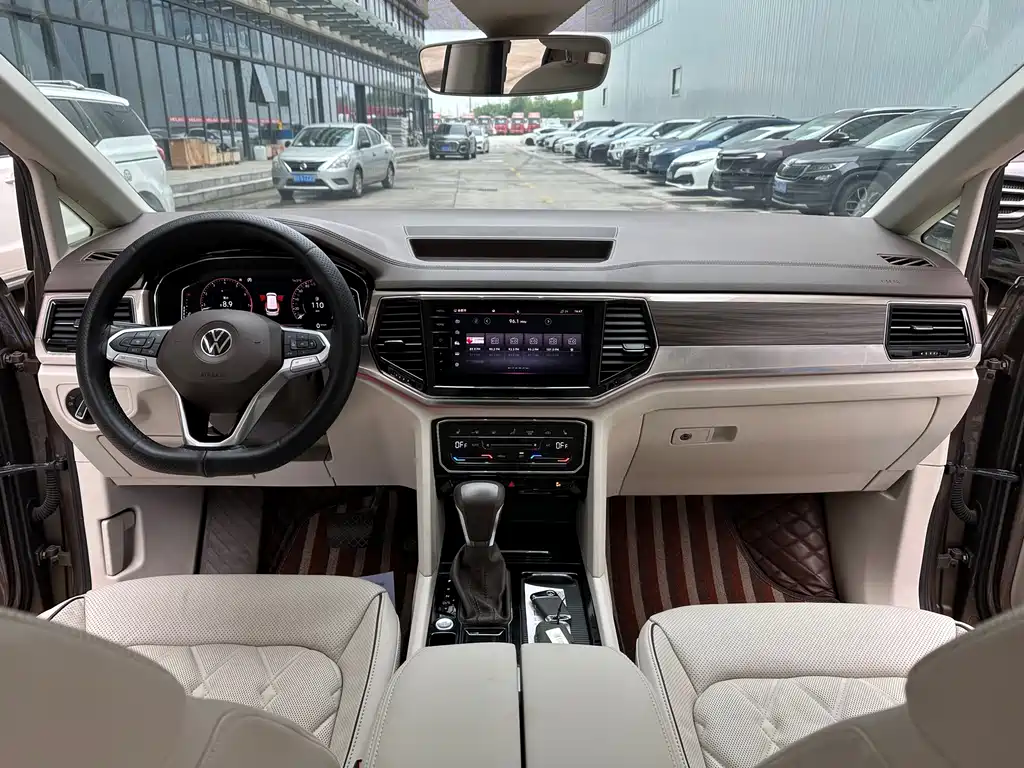 Weiran 2020 380TSI Premium Edition купить на сайте DeffCars