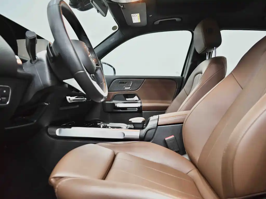 Mercedes-Benz GLB 2024 facelift GLB 220 fashion model купить на сайте DeffCars