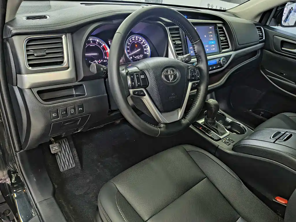 Highlander 2021 2.0T four-wheel drive premium version 7 seats купить на сайте DeffCars