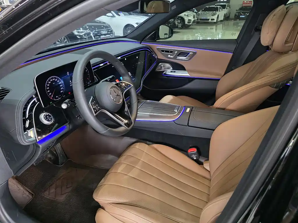 Mercedes-Benz E-Class 2025 E 300 L Luxury Model купить на сайте DeffCars