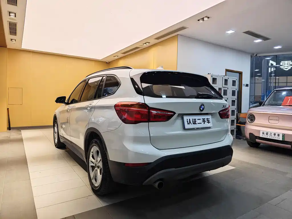 BMW X1 2016 sDrive18Li Exclusive Model купить на сайте DeffCars