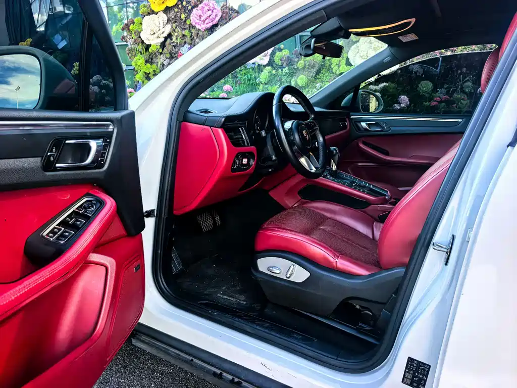 Macan 2018 Macan 2.0T купить на сайте DeffCars