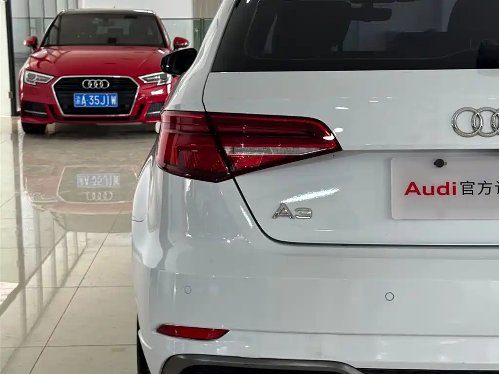 Audi A3 2020 Sportback 35 TFSI Fashion Type National VI купить на сайте DeffCars