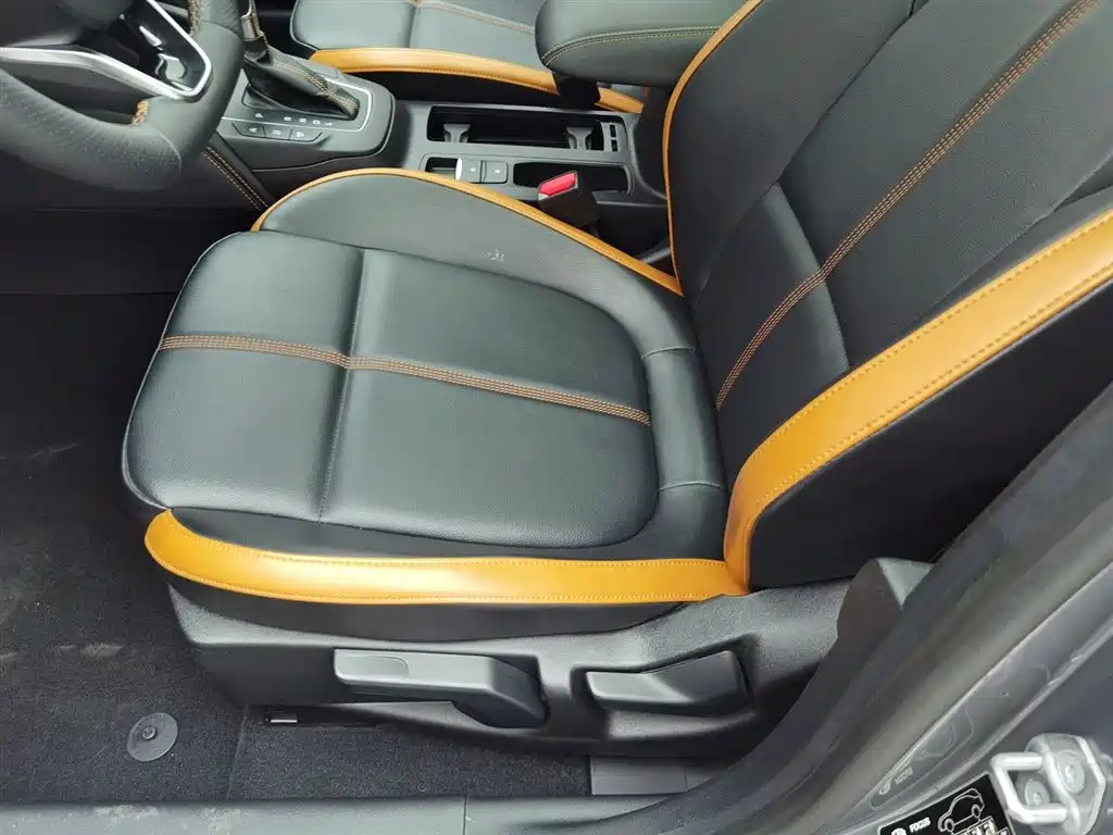 Focus 2022 sedan EcoBoost 180 automatic racing version купить на сайте DeffCars