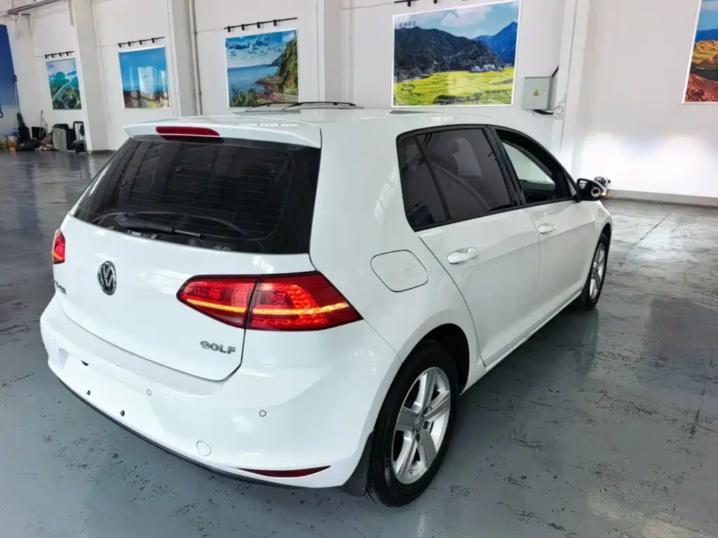 Golf 2016 1.6L automatic fashion model купить на сайте DeffCars
