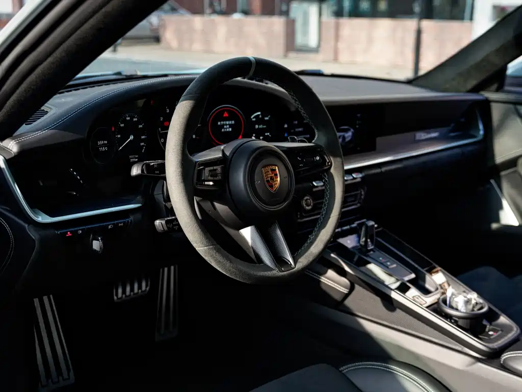 Porsche 911 2023 Dakar 3.0T купить на сайте DeffCars