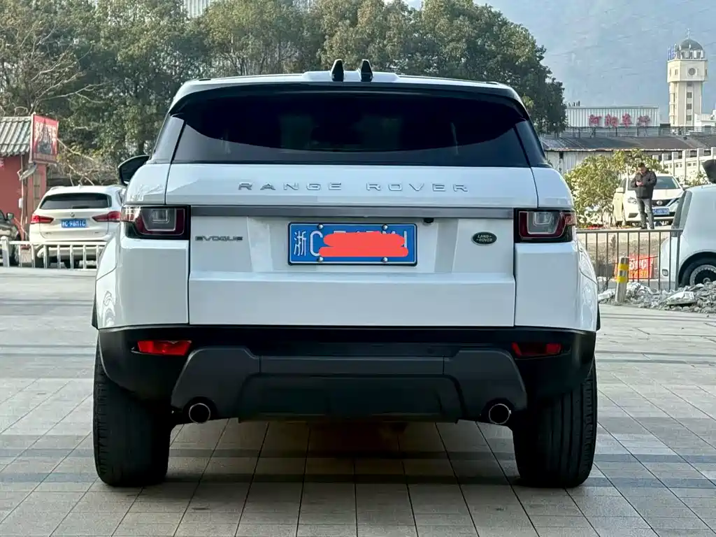 Range Rover Evoque 2017 2.0T SE Zhiyao Edition купить на сайте DeffCars