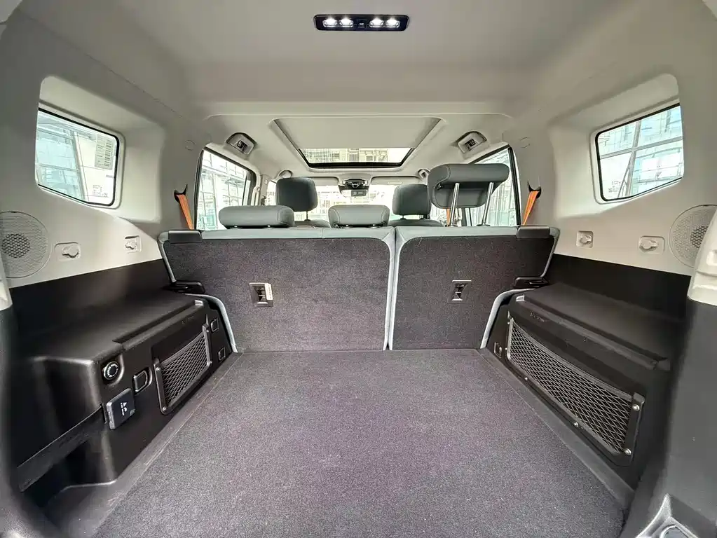 Jietu Traveler 2023 2.0T four-wheel drive crossover PRO купить на сайте DeffCars