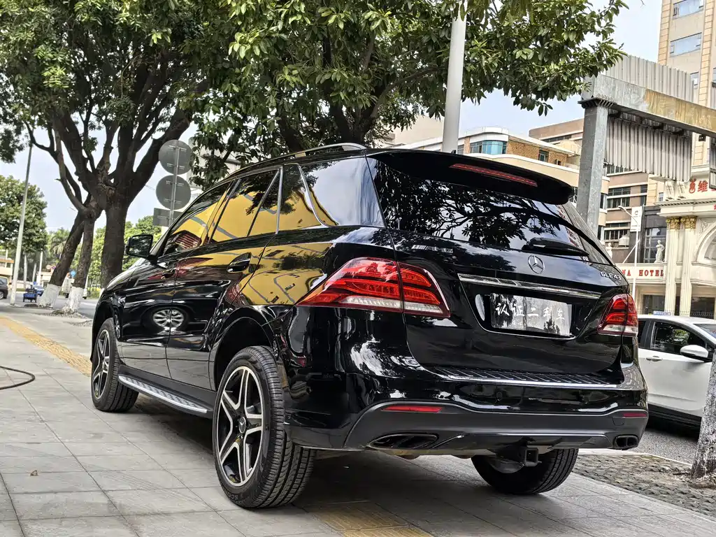 Mercedes-Benz GLE AMG 2017 AMG GLE 43 4MATIC купить на сайте DeffCars