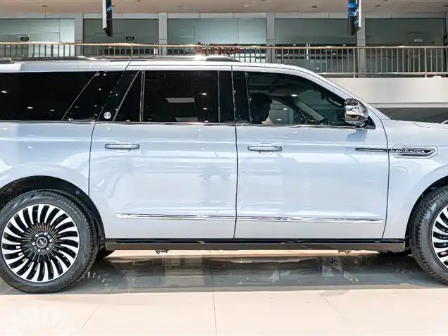 Navigator 2020 3.5T Long Axis Presidential Edition купить на сайте DeffCars