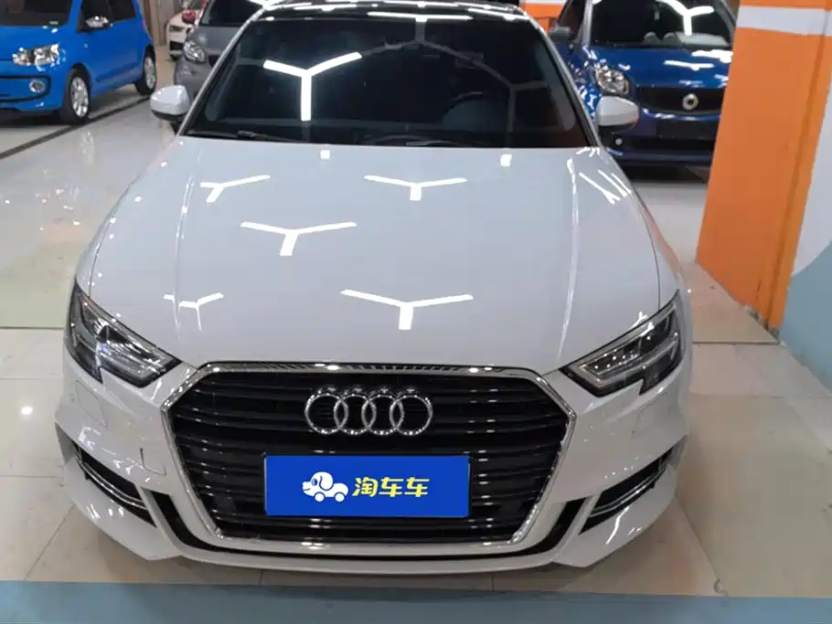 Audi A3 2019 Limousine 35 TFSI Fashion Type National VI купить на сайте DeffCars