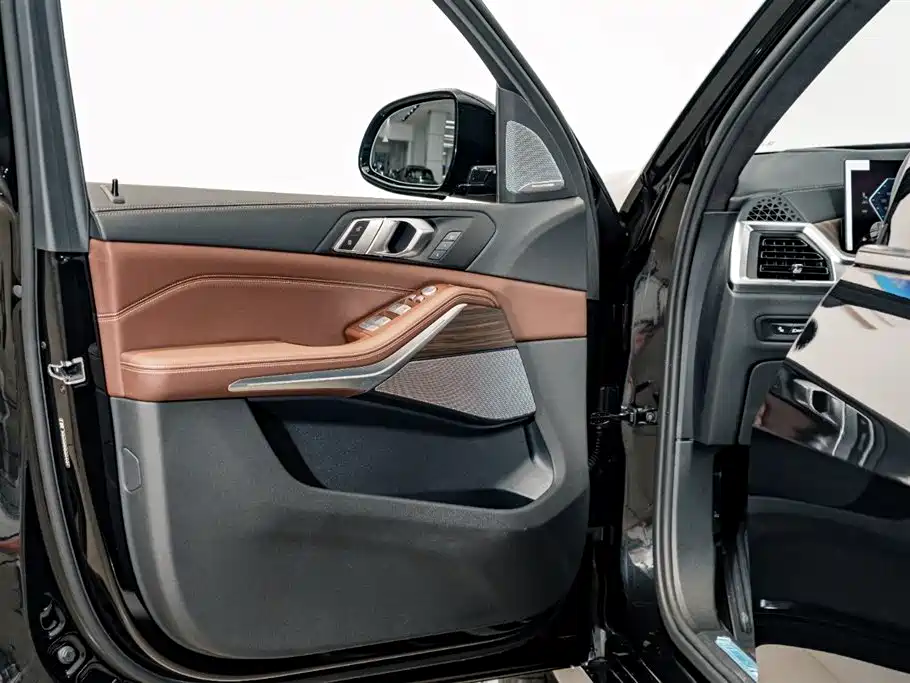 BMW X5 2025 xDrive 40Li Exclusive M Sports Night Package купить на сайте DeffCars