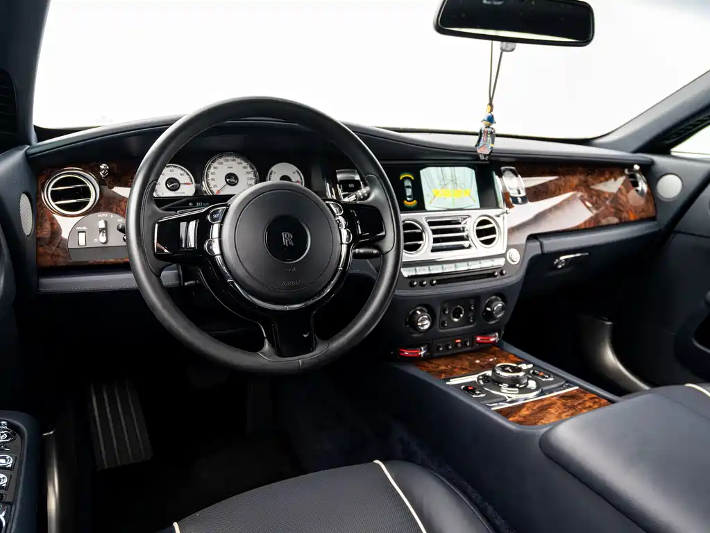 Phantom 2018 6.6T standard model купить на сайте DeffCars