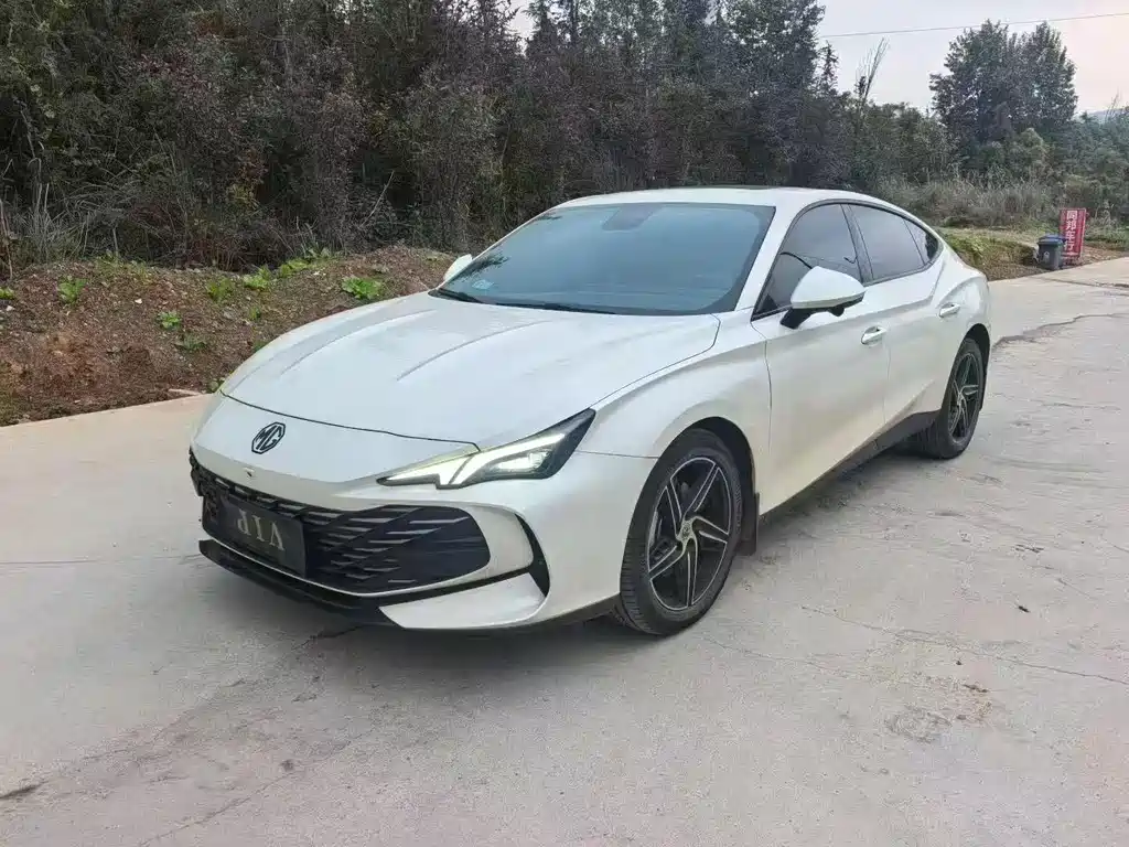 MG7 2023 2.0T Automatic Beauty Hunting Luxury Edition купить на сайте DeffCars