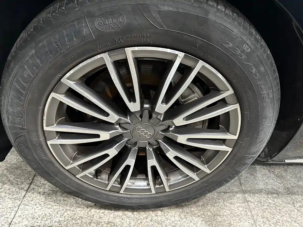 Audi A8 2016 A8L 45 TFSI quattro comfort type купить на сайте DeffCars