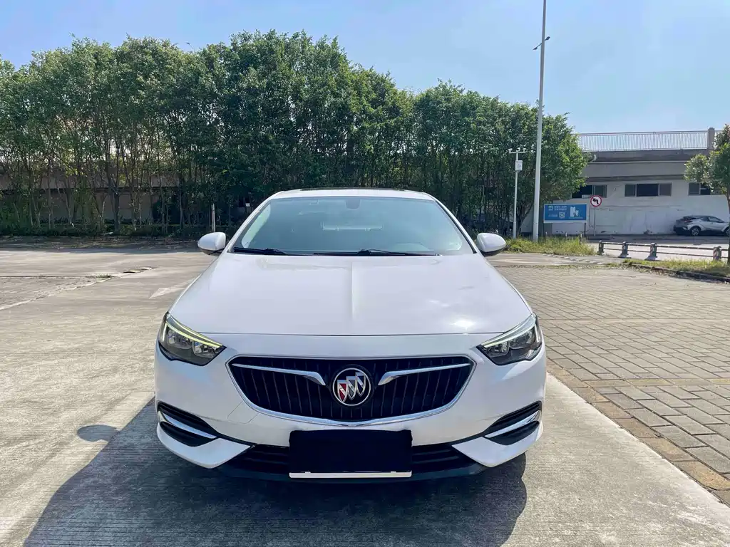 Regal 2019 20T Elite National VI купить на сайте DeffCars