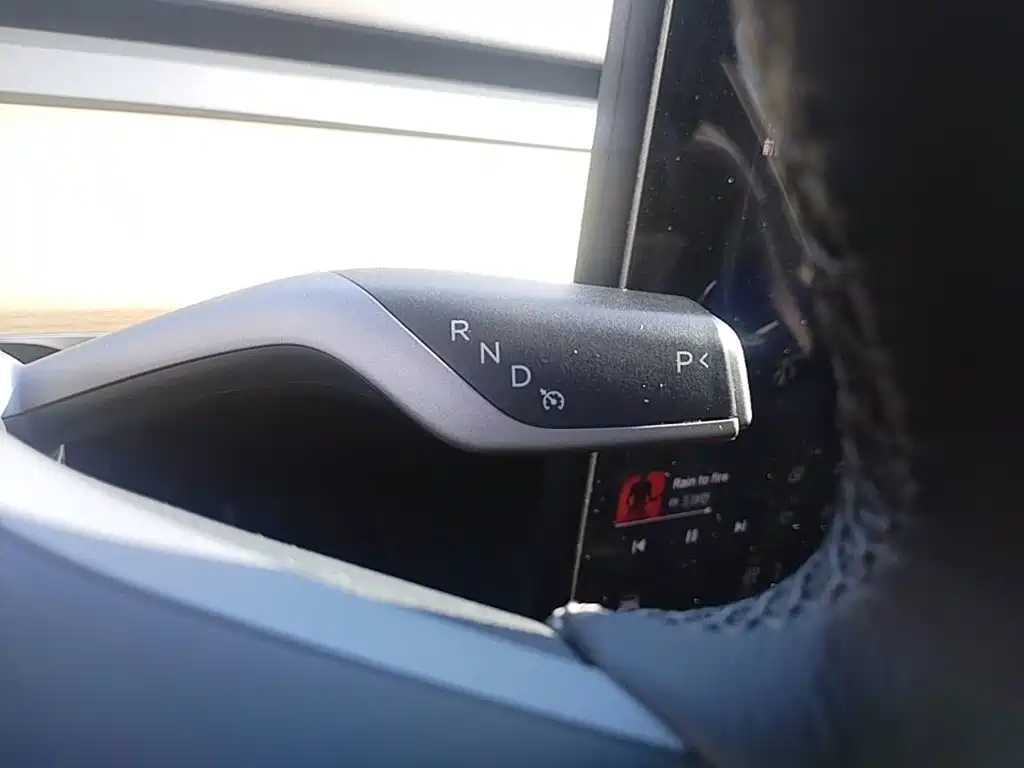 Model Y 2022 facelift rear-wheel drive version купить на сайте DeffCars