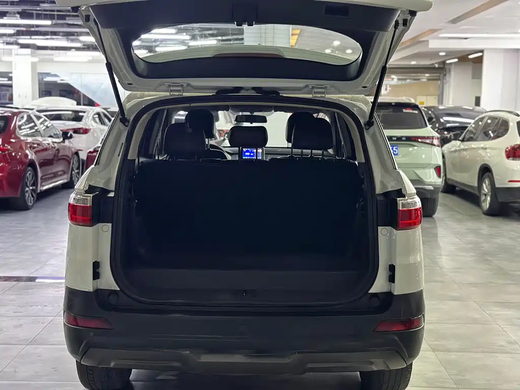 Fengguang S560 2018 1.8L manual elite 7 seats купить на сайте DeffCars