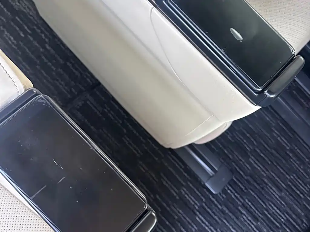 Alfa 2025 Dual Engine 2.5L Premium Gold Edition купить на сайте DeffCars