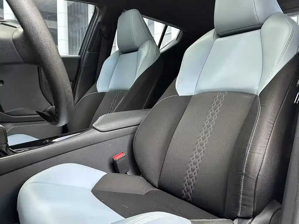 Yize IZOA 2020 2.0L Yixiang CARE купить на сайте DeffCars