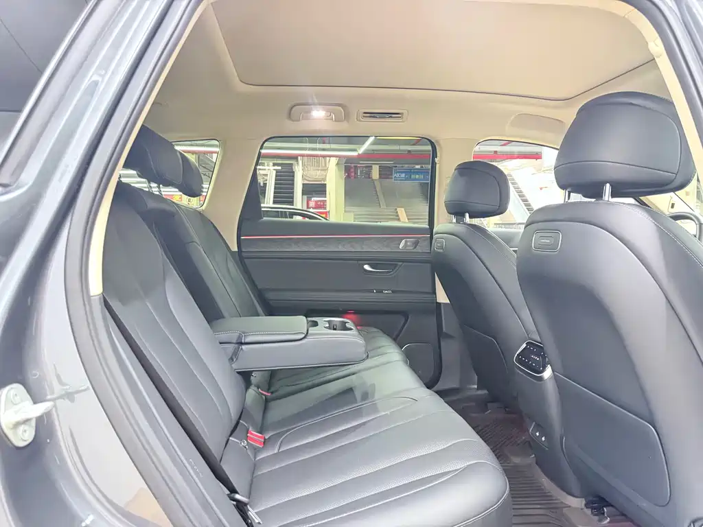 Wenjie M7 2024 1.5T Intelligent Driving Four-wheel Drive Max Version 5 Seats купить на сайте DeffCars