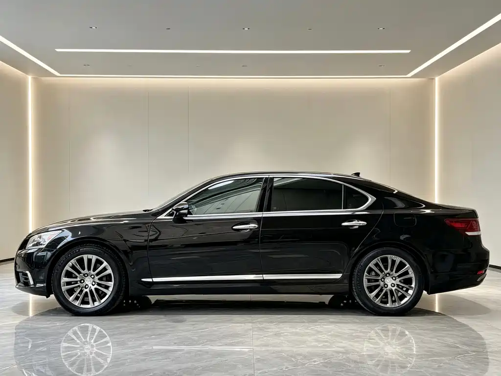 Lexus LS 2013 460L Deluxe Edition купить на сайте DeffCars