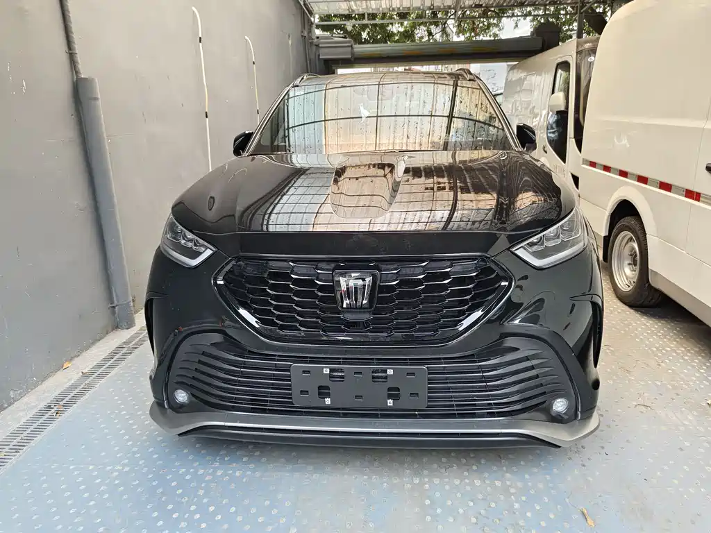 Crown Lufang 2026 2.5L HEV four-wheel drive luxury version купить на сайте DeffCars