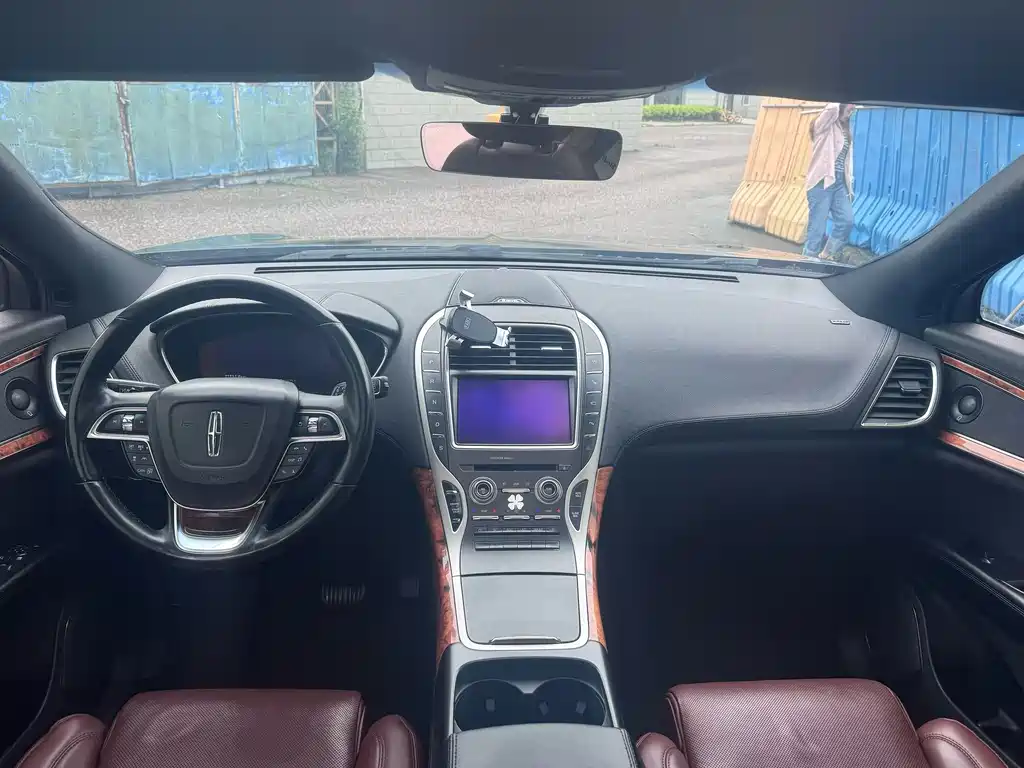 Voyager imported 2019 2.7T four-wheel drive premium version, National V купить на сайте DeffCars