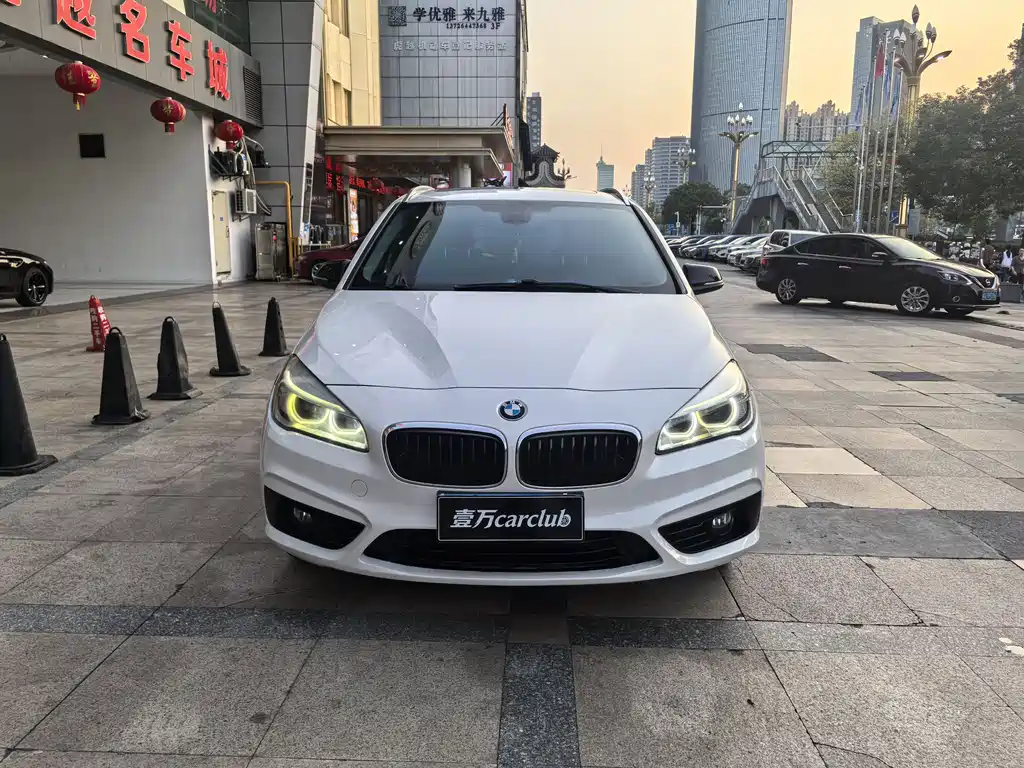 BMW 2 Series Touring 2016 218i Sports Design Package купить на сайте DeffCars