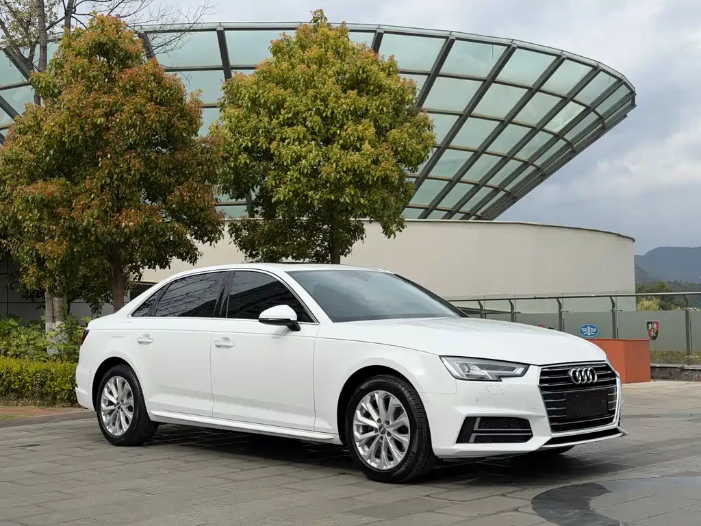 Audi A4L 2019 40 TFSI Enterprising National V купить на сайте DeffCars