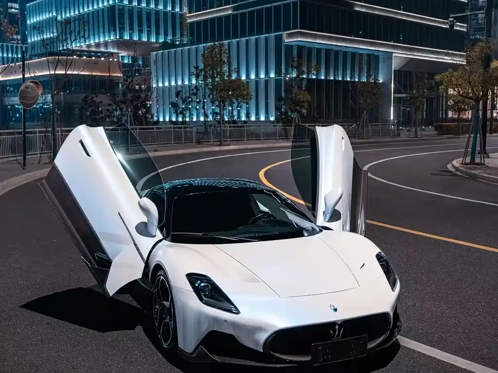 Maserati MC20 2023 3.0T Standard Edition купить на сайте DeffCars