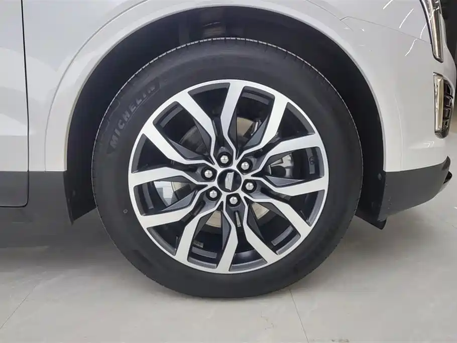 Cadillac XT5 2022 2.0T four-wheel drive luxury model (Hummingbird version) купить на сайте DeffCars