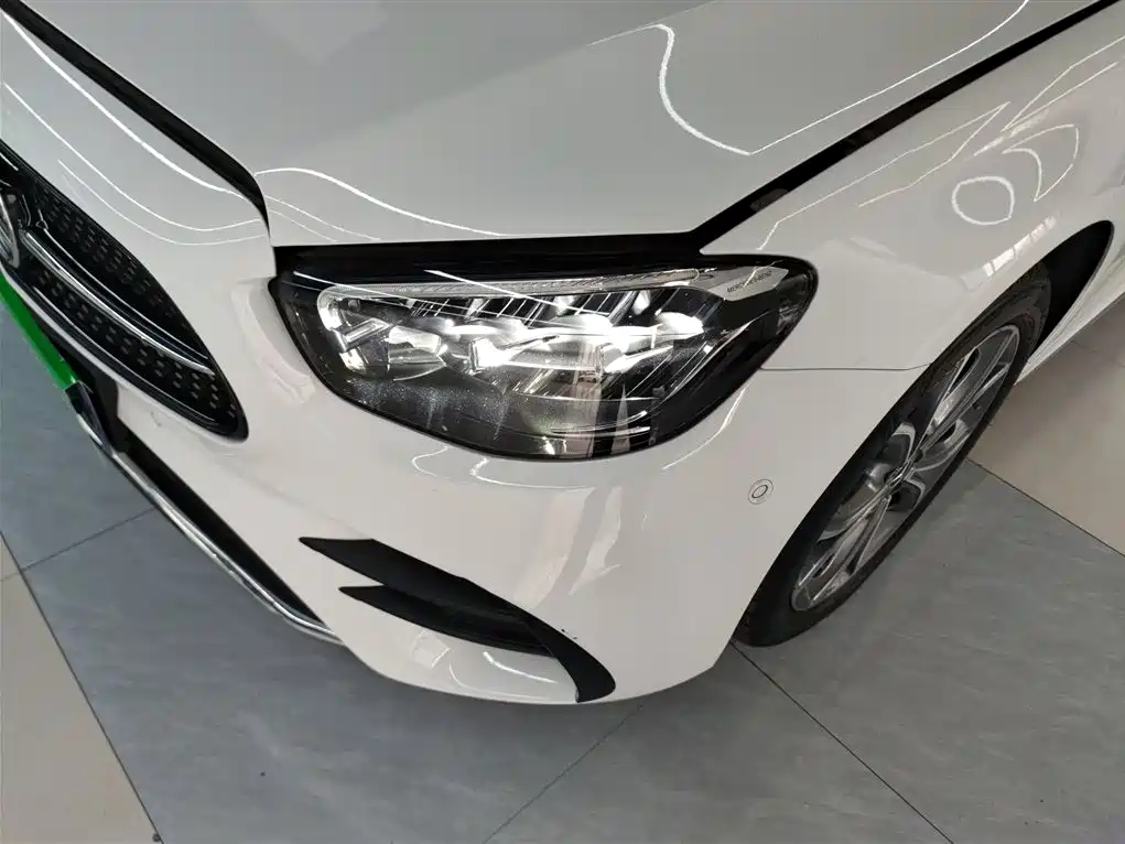 Mercedes-Benz E-Class 2022 facelift three E 300 L sporty and fashionable купить на сайте DeffCars