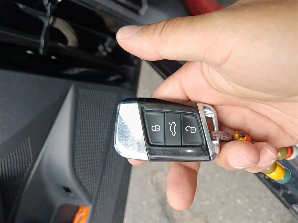 Passat 2020 facelift 330TSI Deluxe Edition National VI купить на сайте DeffCars