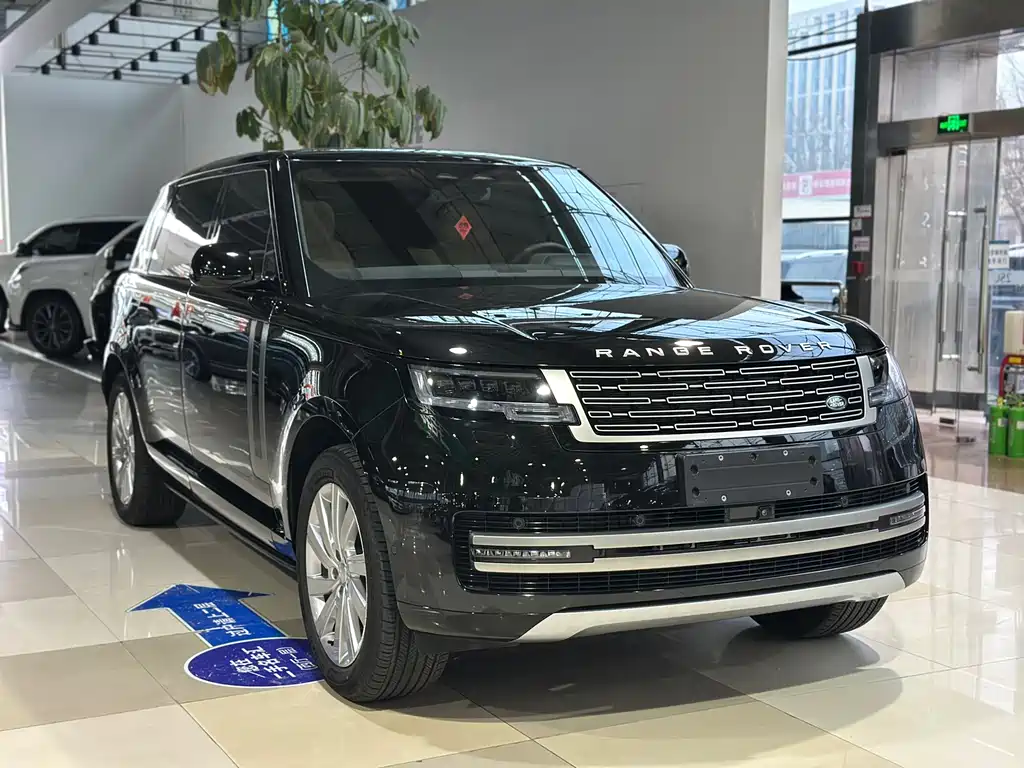 Range Rover 2024 3.0 L6 400PS Extended Edition, seven seats купить на сайте DeffCars