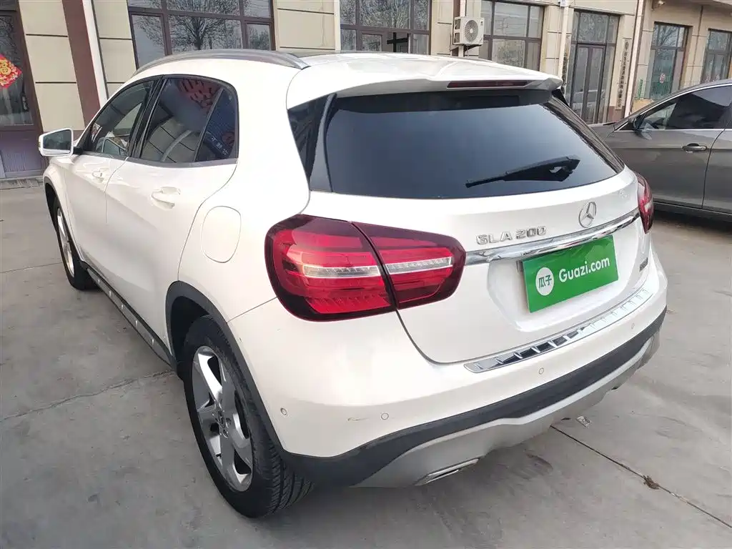 Mercedes-Benz GLA 2017 GLA 200 Dynamic купить на сайте DeffCars