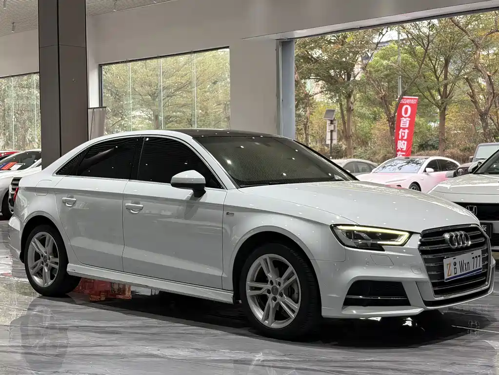 Audi A3 2020 Limousine 35 TFSI Fashion Type National V купить на сайте DeffCars