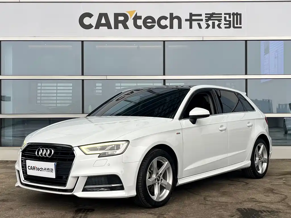 Audi A3 2019 Sportback 35 TFSI Fashion Type National VI купить на сайте DeffCars