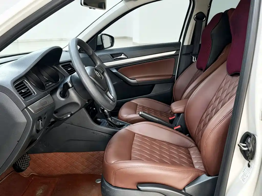 Lavida 2017 1.6L automatic fashion version купить на сайте DeffCars