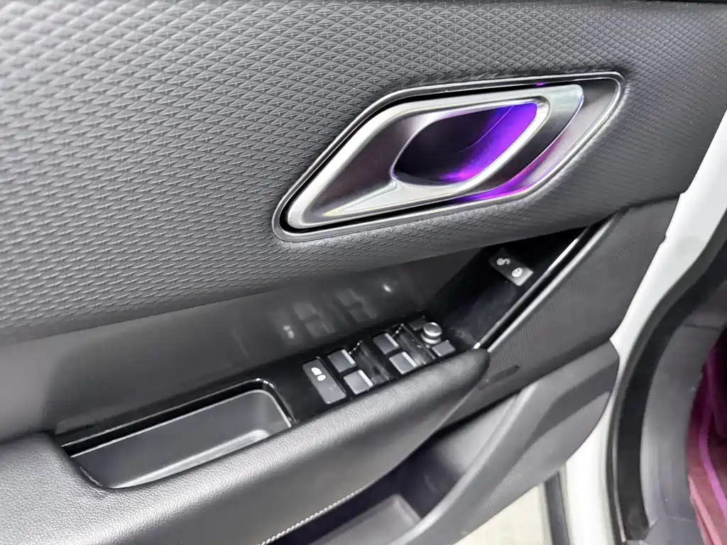 Range Rover Velar 2020 P250 купить на сайте DeffCars