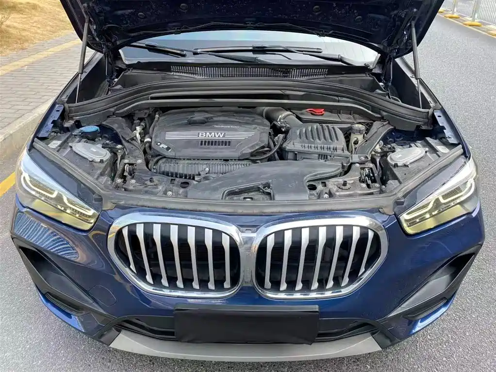 BMW X1 2021 sDrive25Li Leading Model купить на сайте DeffCars