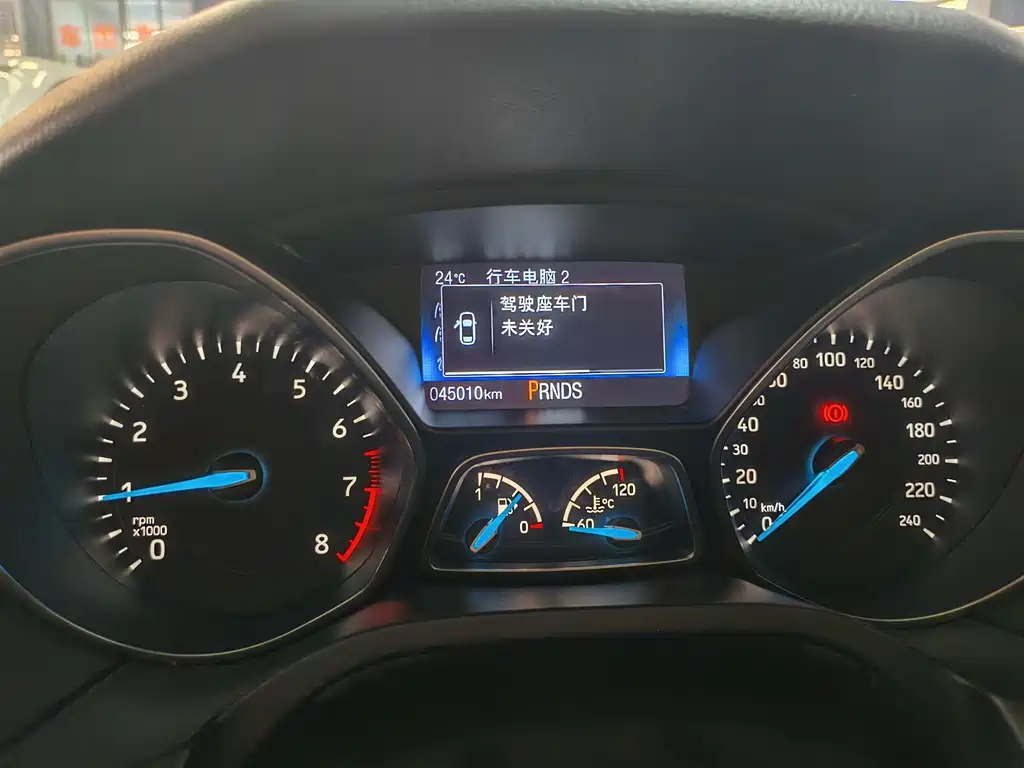 Focus 2018 Hatchback Classic EcoBoost 180 Automatic Elite купить на сайте DeffCars