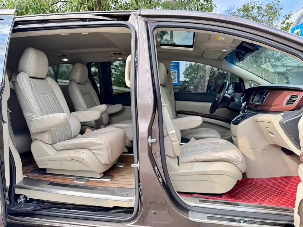 Buick GL8 2014 2.4L CT luxury business comfort version купить на сайте DeffCars
