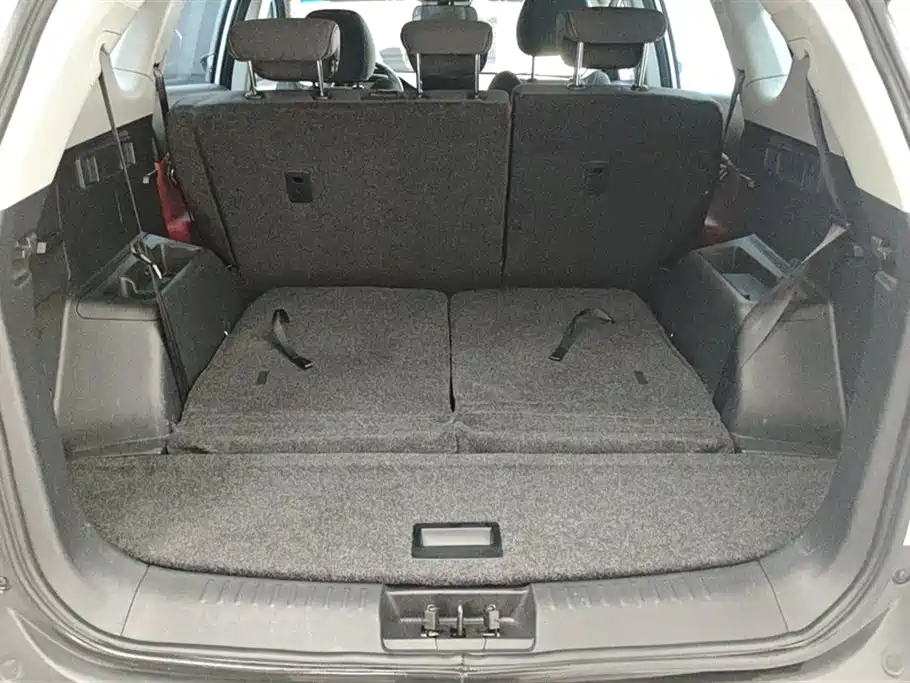 Jietu X70 2023 model 1.5T DCT Beyond PRO version 7 seats купить на сайте DeffCars