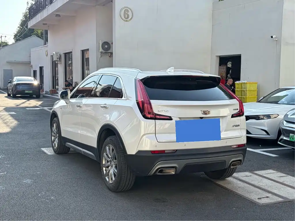 Cadillac XT4 2020 Modified 28T 2WD Luxury Edition купить на сайте DeffCars